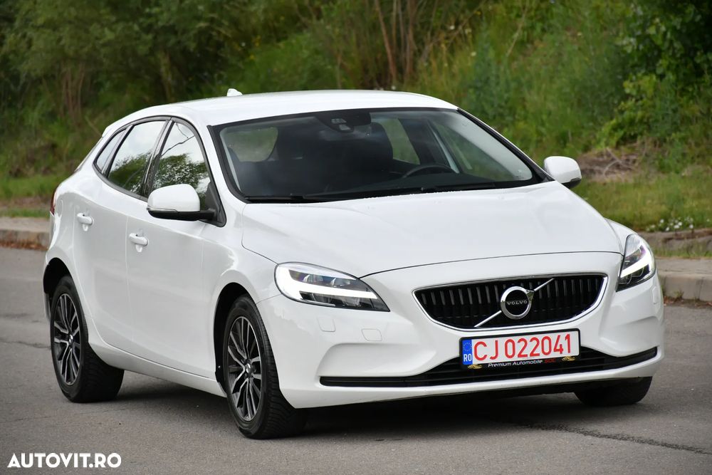 Volvo V40 D2 Summum - 4