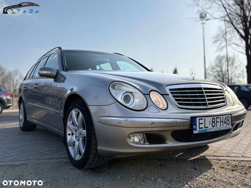 Mercedes-Benz Klasa E 500 4-Matic T Elegance - 25