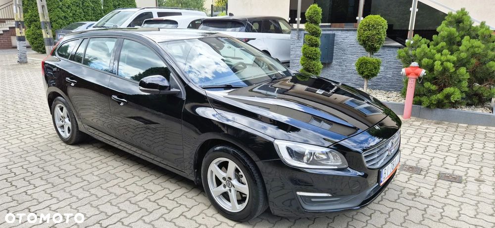 Volvo V60 D4 Drive-E R-Design Momentum - 5