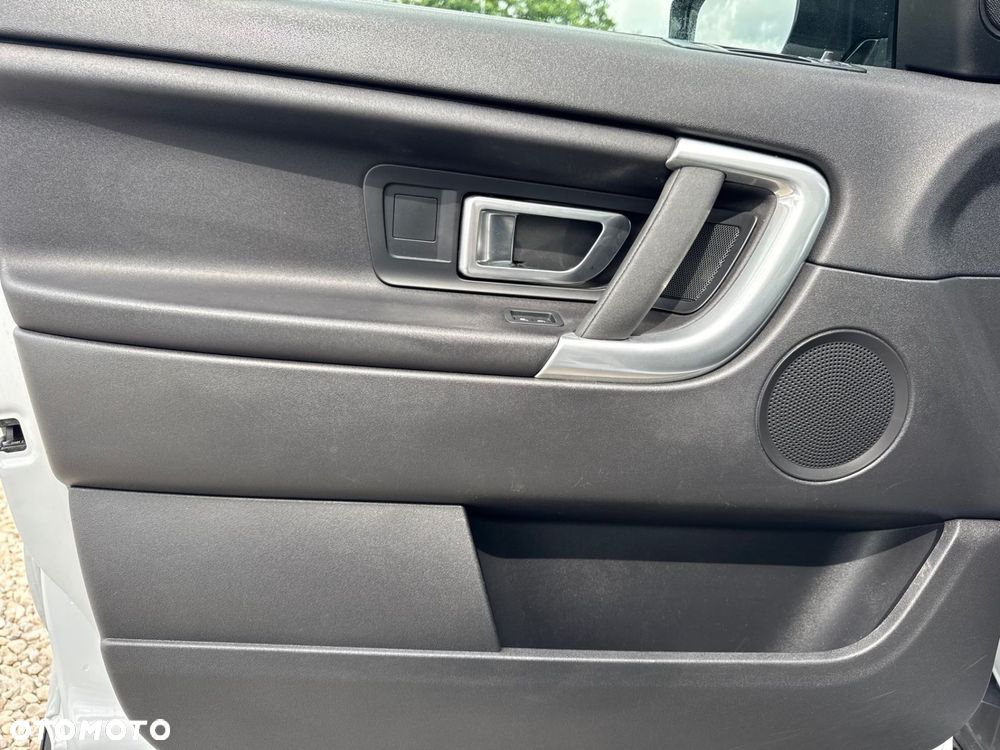 Land Rover Discovery Sport 2.0 D180 - 12