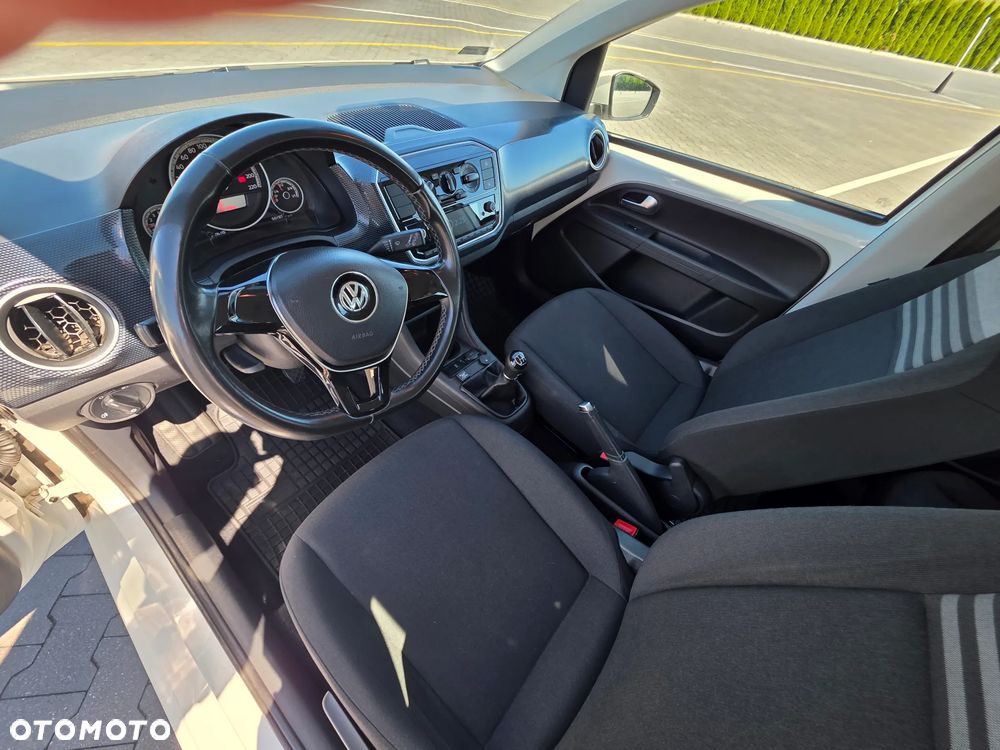 Volkswagen up! 1.0 move - 5