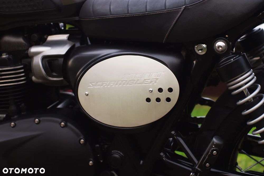 Triumph Street Scrambler - 35
