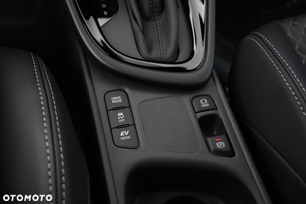 Toyota Yaris Hybrid 1.5 Style - 25
