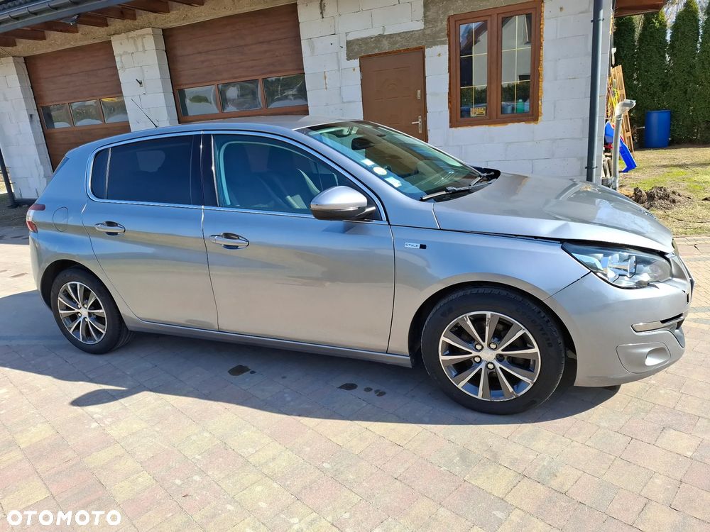 Peugeot 308 - 32