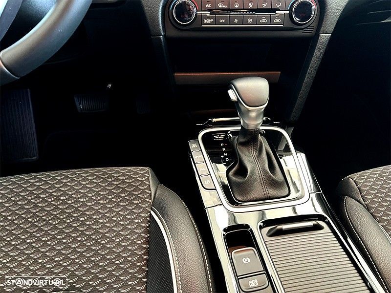 Kia XCeed 1.5 T-GDI Tech 7DCT - 17