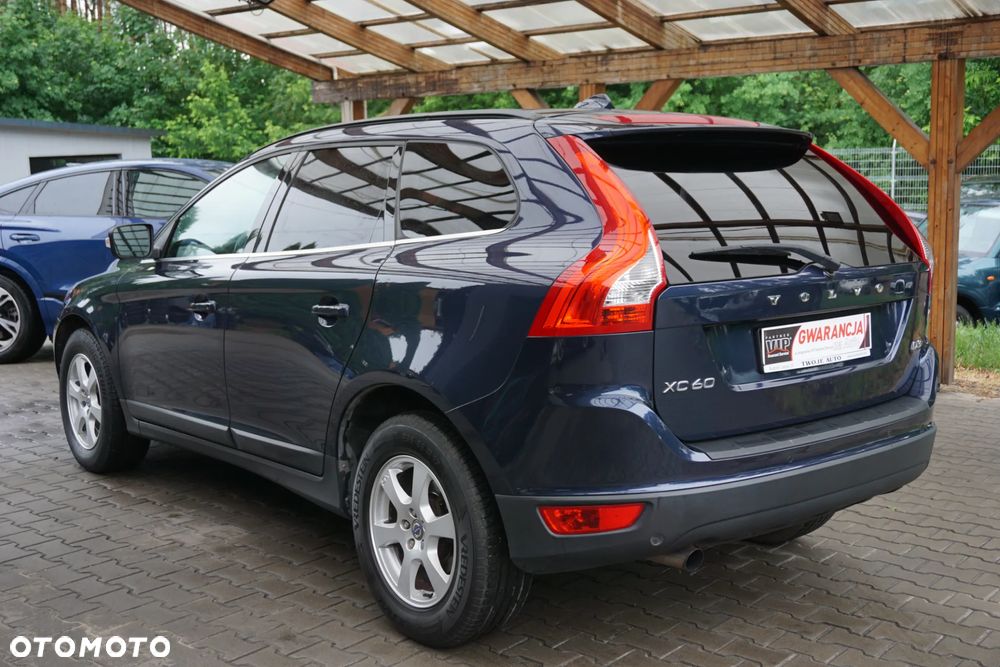 Volvo XC 60 D3 Momentum - 6