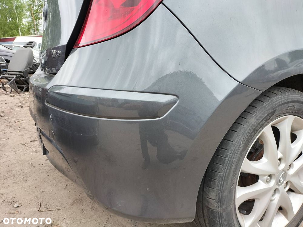 KOMPLETNY TYŁ KLAPA BAGAŻNIKA ZDERZAK TYŁ LAMPY HYUNDAI I30 I HB 5D 9A - 10
