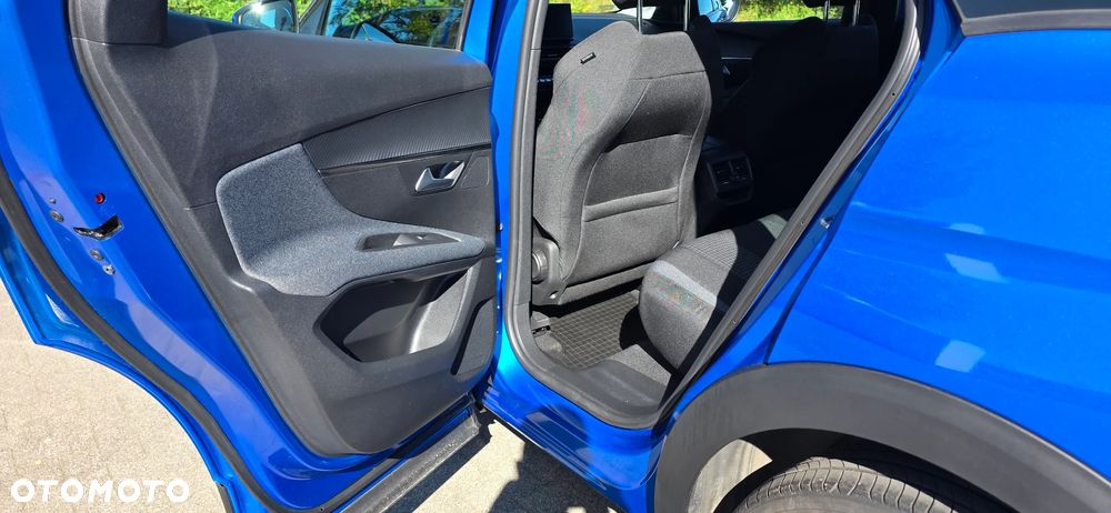 Peugeot 3008 1.2 PureTech Active Pack S&S EAT8 - 16