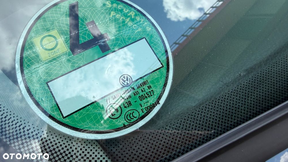 Volkswagen Golf 1.6 TDI DPF Team - 24