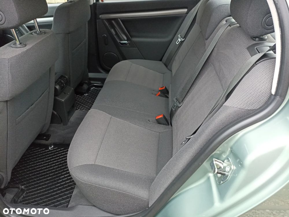 Opel Vectra 1.8 Edition - 23