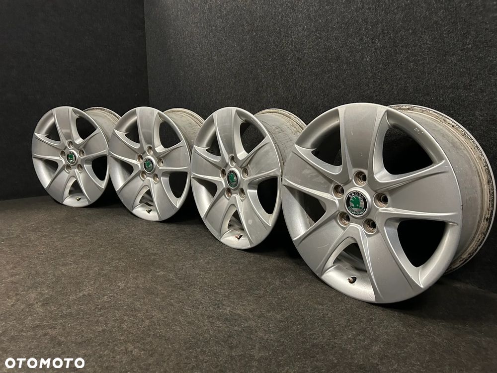 Alufelgi Skoda Octavia II, III 16 cali 5x112 4szt. Ładne! - 1
