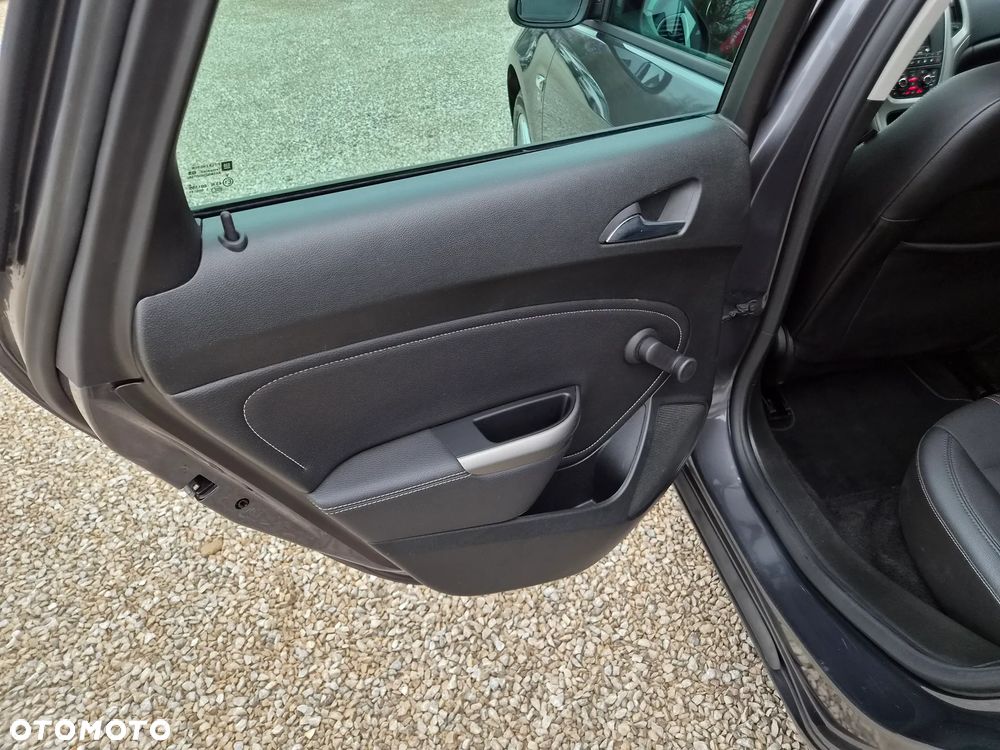 Opel Astra 1.4 Turbo Cosmo - 16
