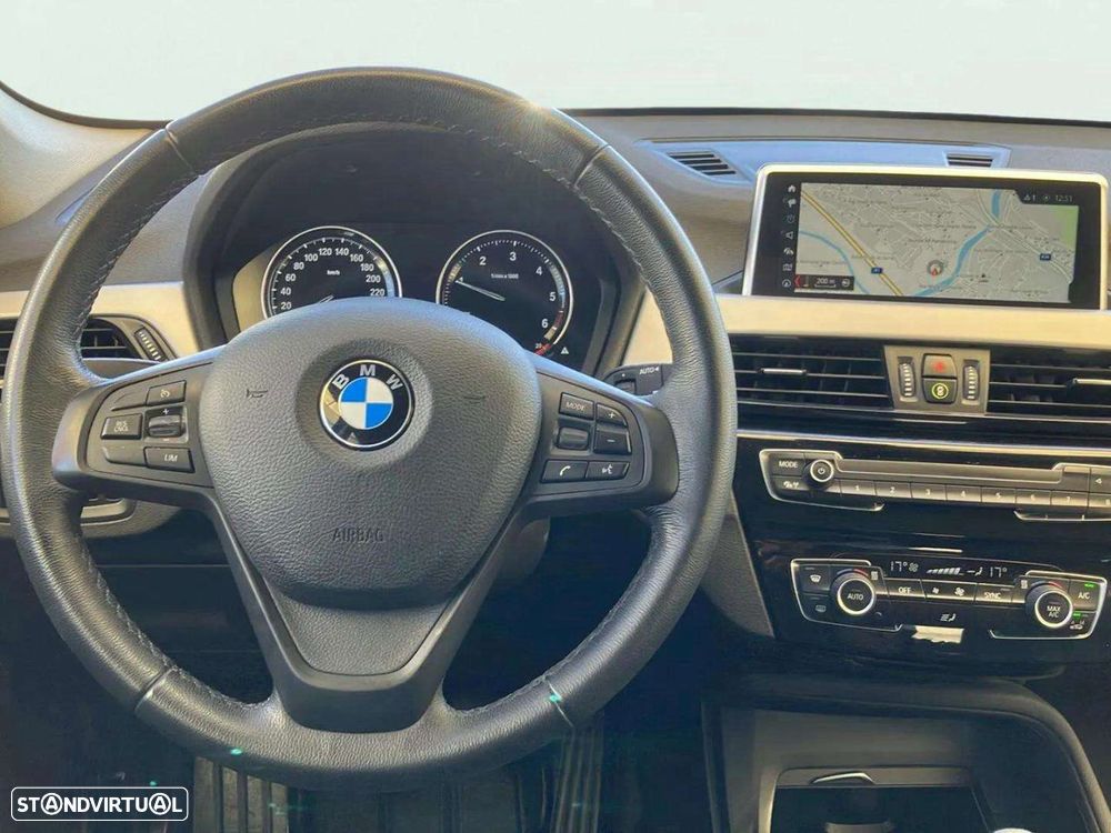 BMW X1 16 d sDrive Advantage - 11