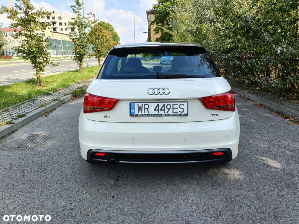 Audi A1 1.6 TDI Attraction S tronic - 9