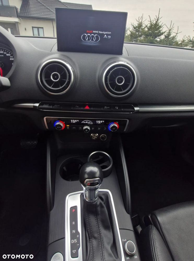 Audi A3 Sportback 1.4 TFSI CoD S tronic - 12