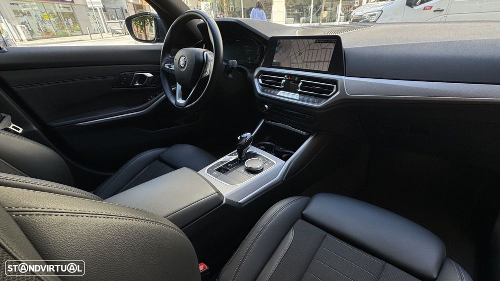 BMW 330 e xDrive Aut. - 16