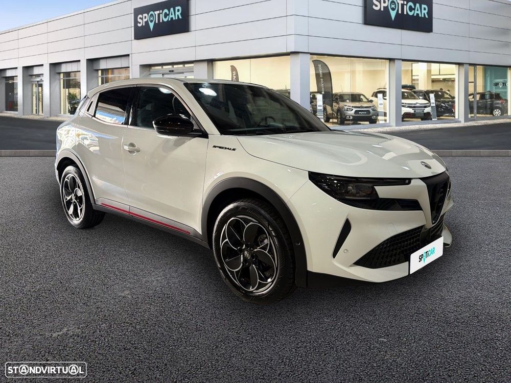 Alfa Romeo Junior 2024 photo 3