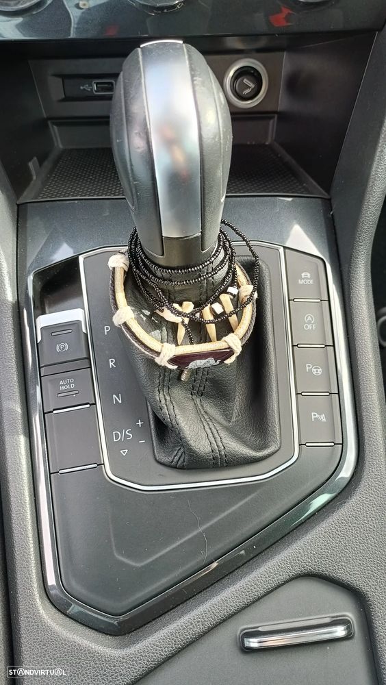 VW Tiguan 2.0 TDI R-Line DSG - 13