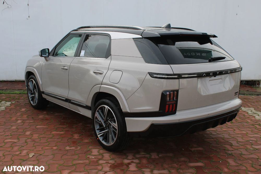 KG Mobility Actyon - 3