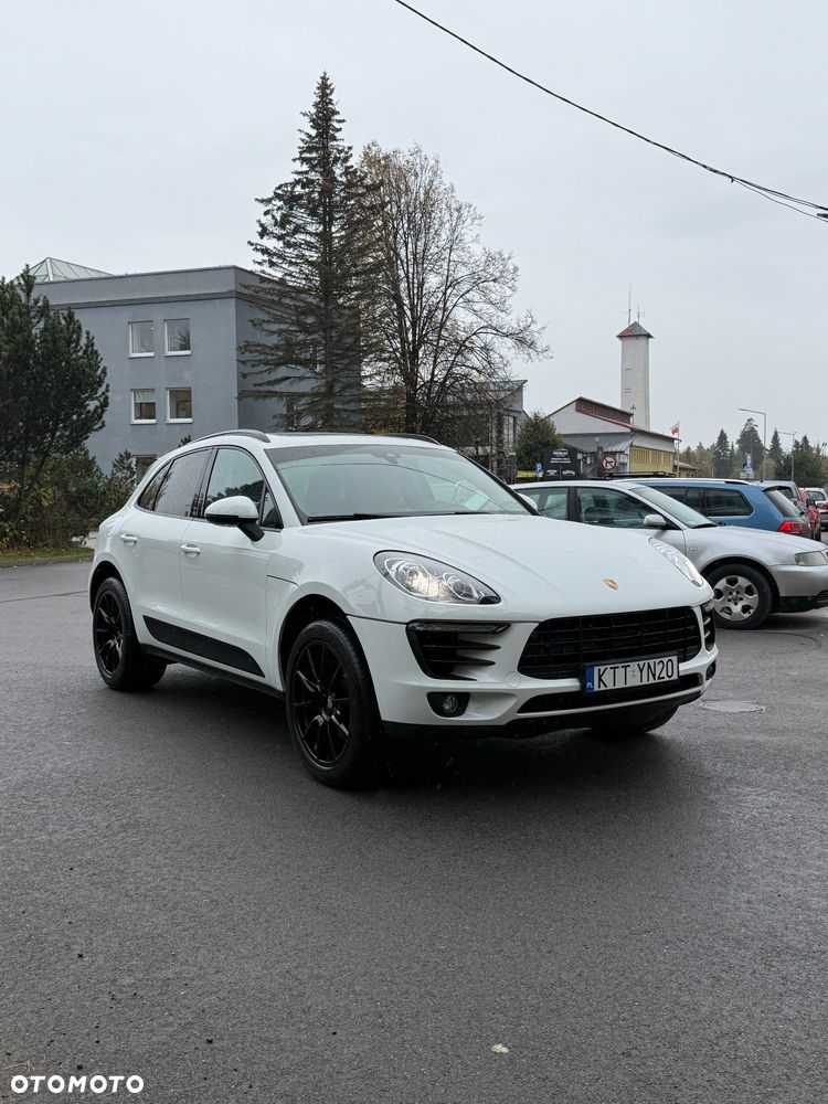 Porsche Macan Standard - 1