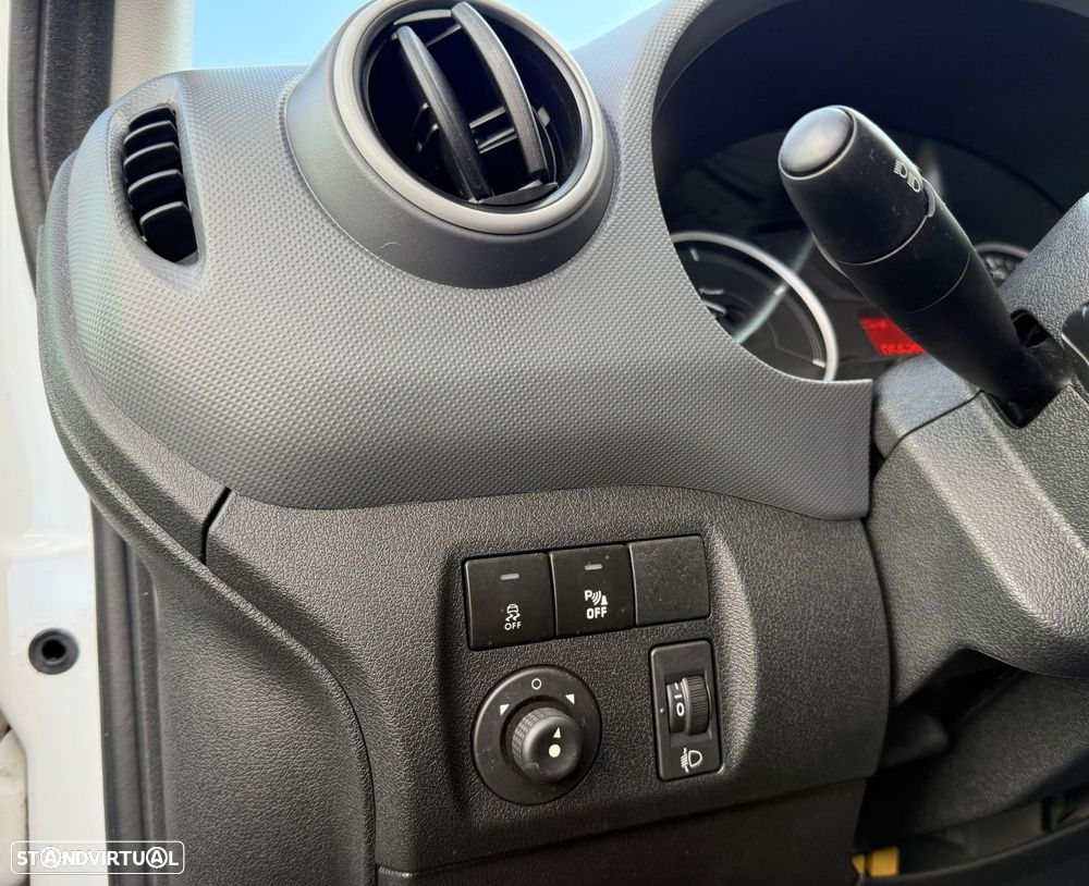 Peugeot e-Partner L2 FlexCab (50kWh) Pro - 10