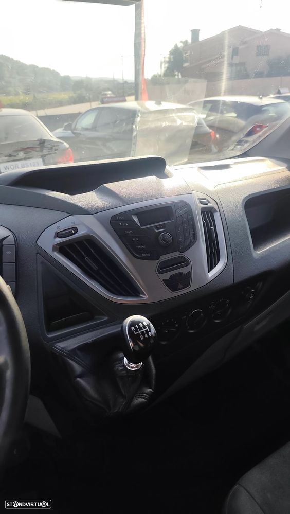 Ford Transit Custom 2.2 TDCI  - IVA DEDUTÍVEL - 11