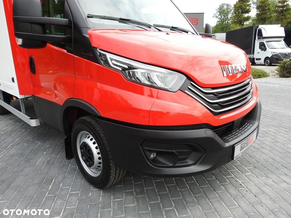 Iveco DAILY 35S18 NOWY KONTENER 10 PALET TEMPOMAT NAWIGACJA KLIMATYZACJA LEDY GWARANCJA  180KM - 20