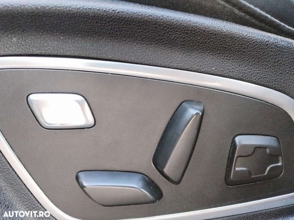 Renault Grand Scenic BLUE dCi 150 EDC BOSE EDITION - 9