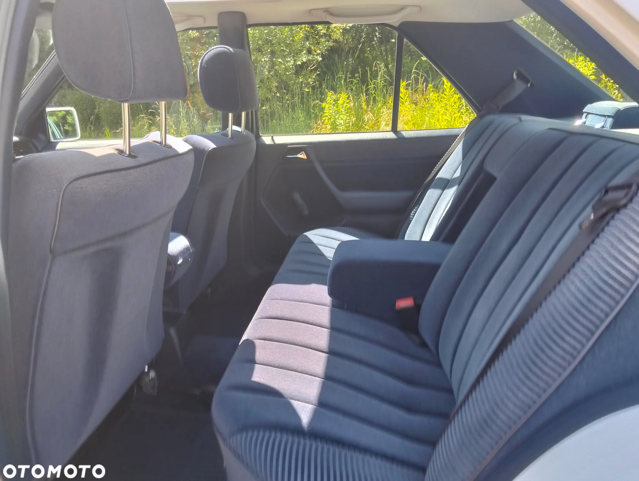 Mercedes-Benz W124 (1984-1993) - 15