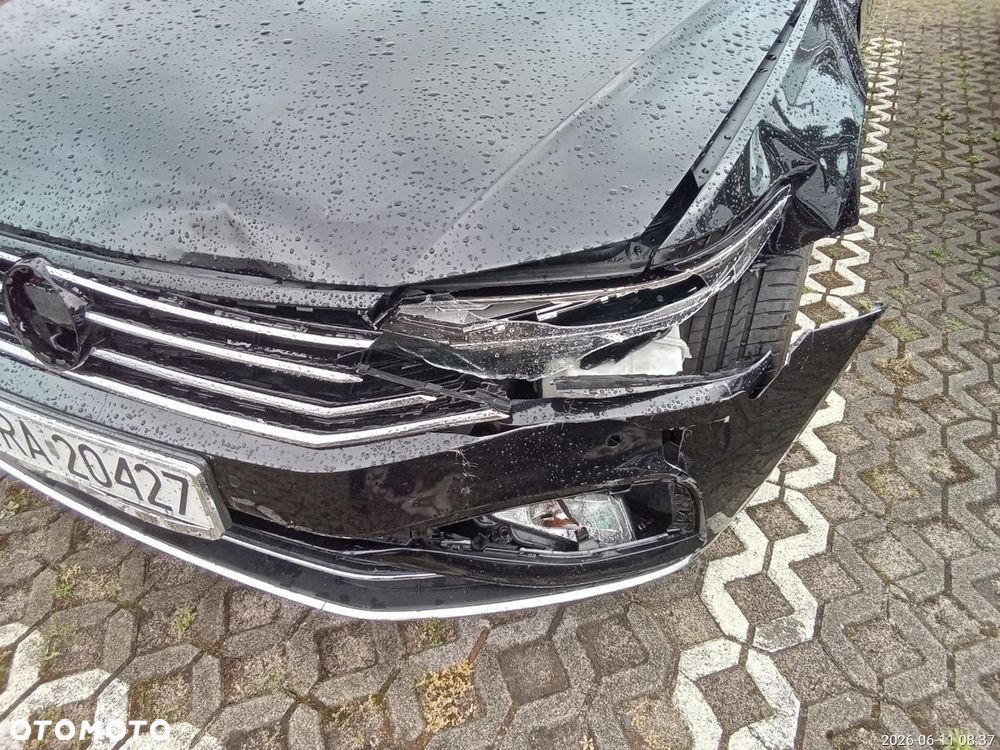 Volkswagen Passat 2.0 TDI Elegance DSG - 8