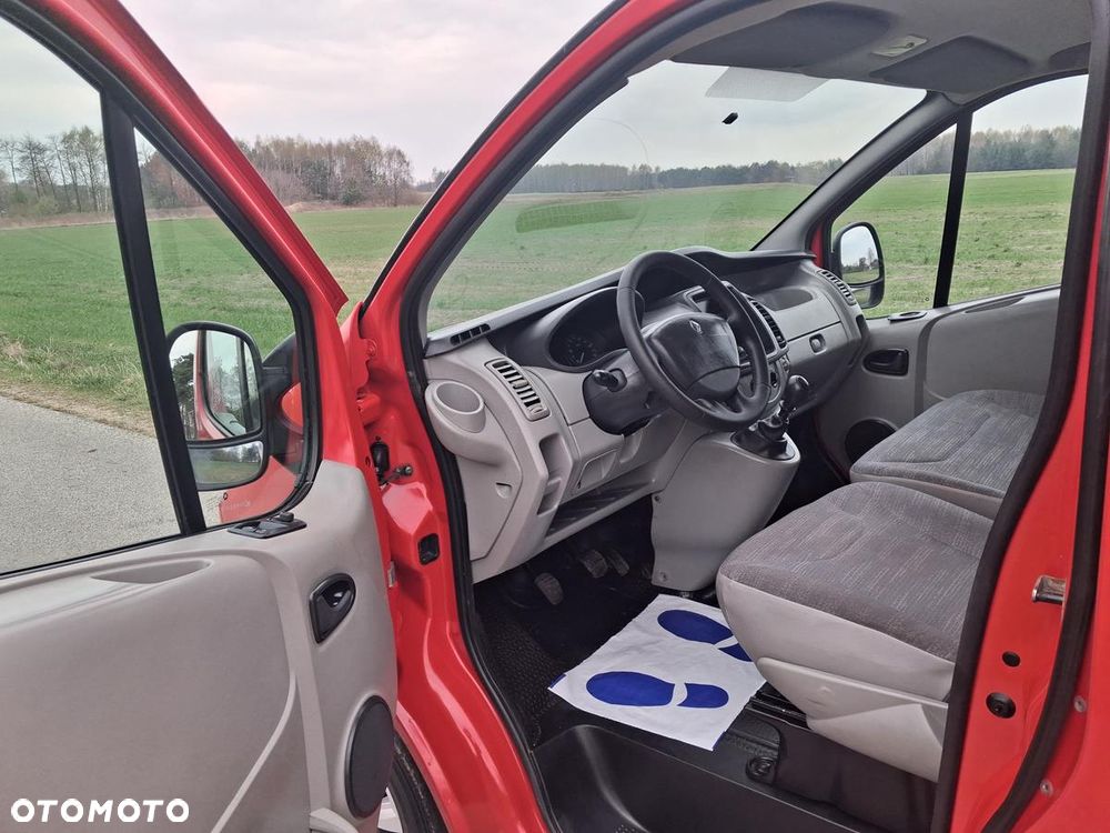 Renault Trafic - 17