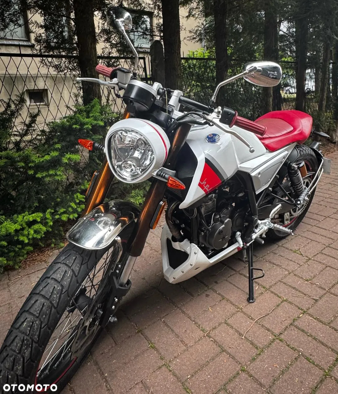 Mondial HPS 125 - 7