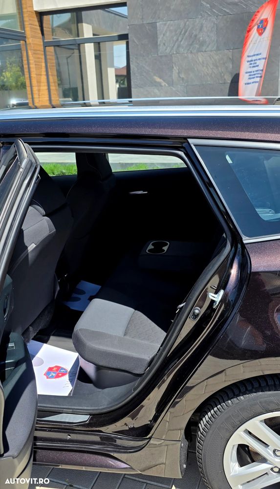 Toyota Corolla 1.8 Business Edition - 22