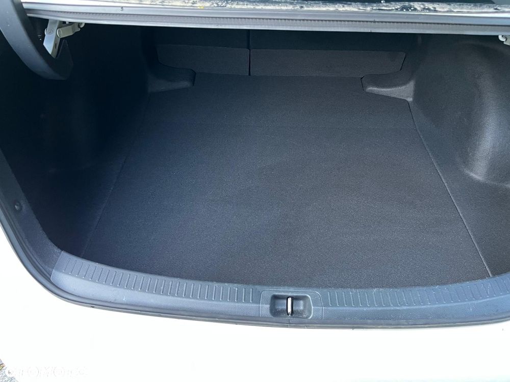 Toyota Corolla 1.5 Comfort MS - 11