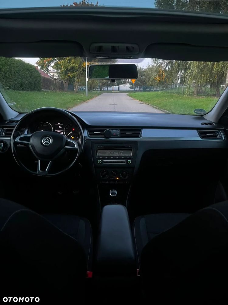 Skoda RAPID - 25