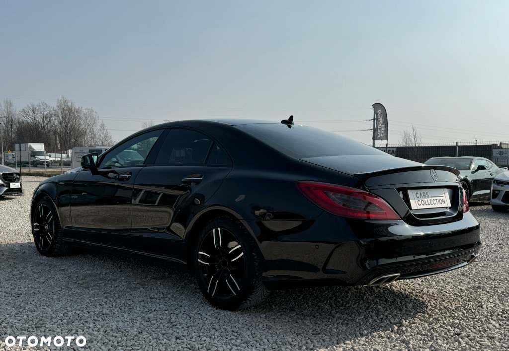 Mercedes-Benz CLS - 6