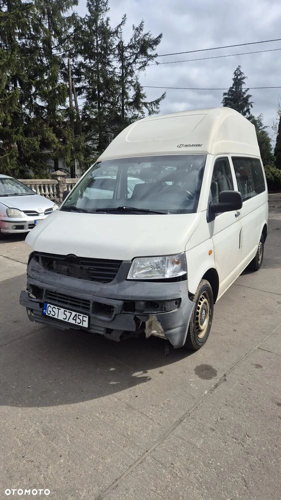 Volkswagen Transporter Shuttle Kurz - 2