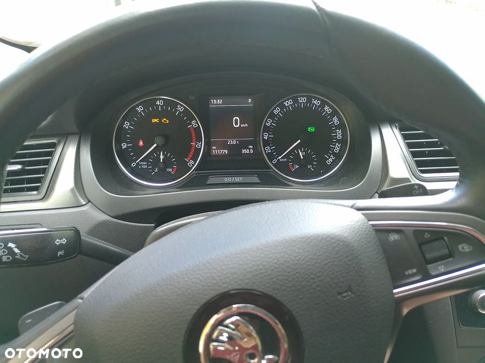 Skoda RAPID 1.4 TSI Ambition DSG - 18