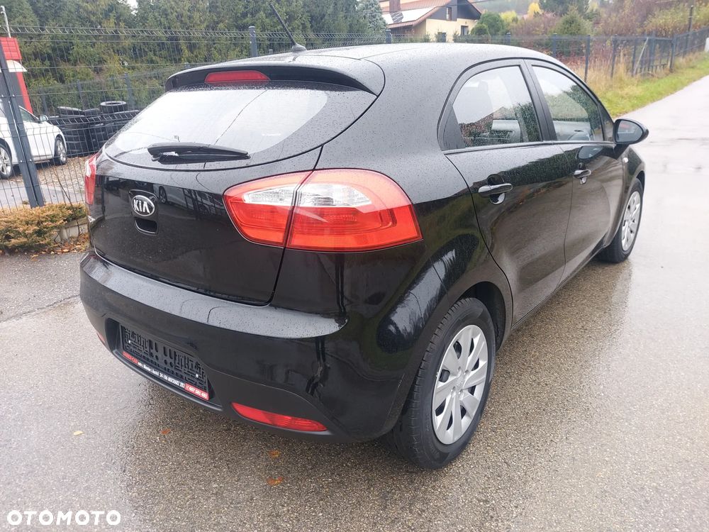 Kia Rio 1.2 Business Line - 6