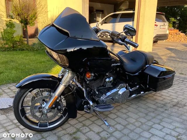 Harley-Davidson Touring Road Glide - 29