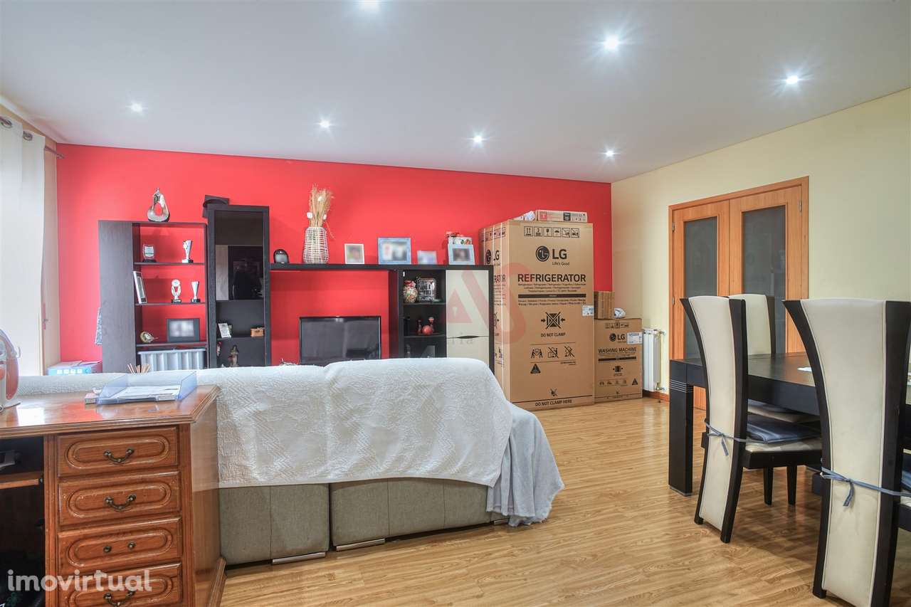 Apartamento T3 com vista panorâmica em São João das Caldas de Vizela - Grande imagem: 5/29