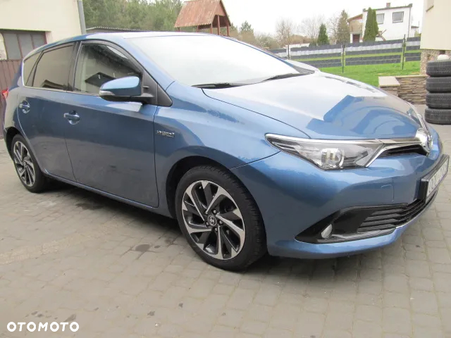 Toyota Auris Hybrid 135 Premium - 6