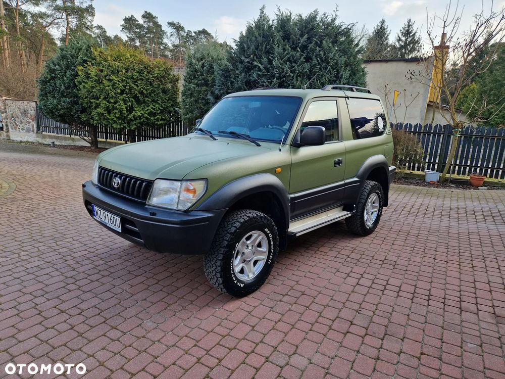 Toyota Land Cruiser - 1