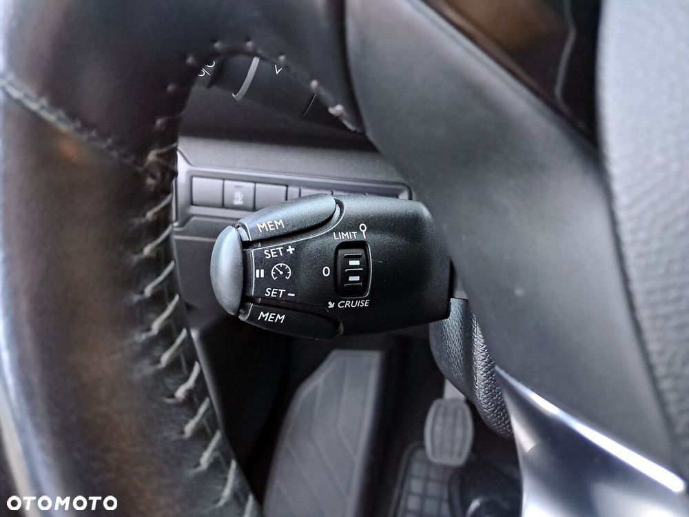 Peugeot 308 - 17