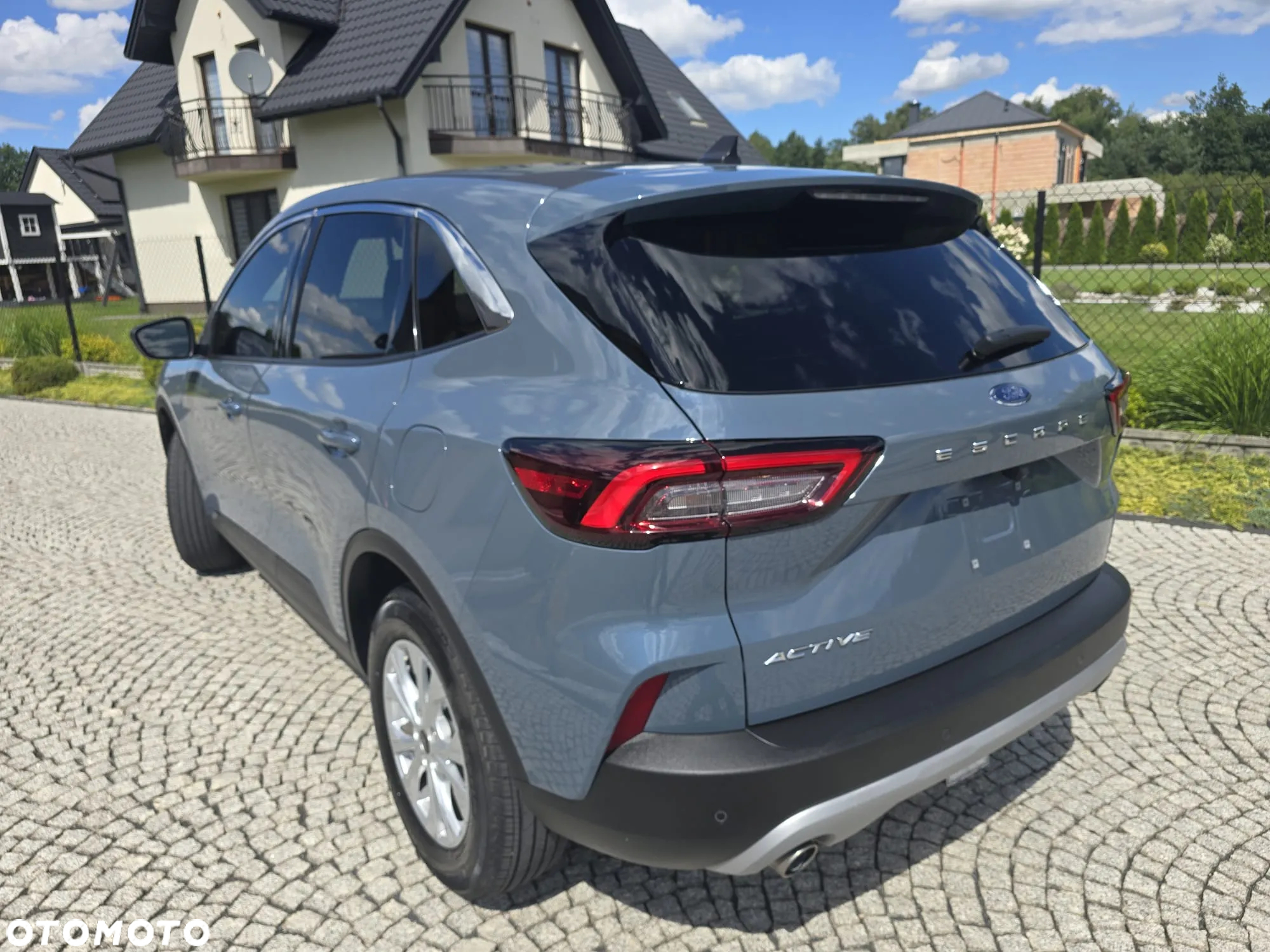 Ford Kuga - 28