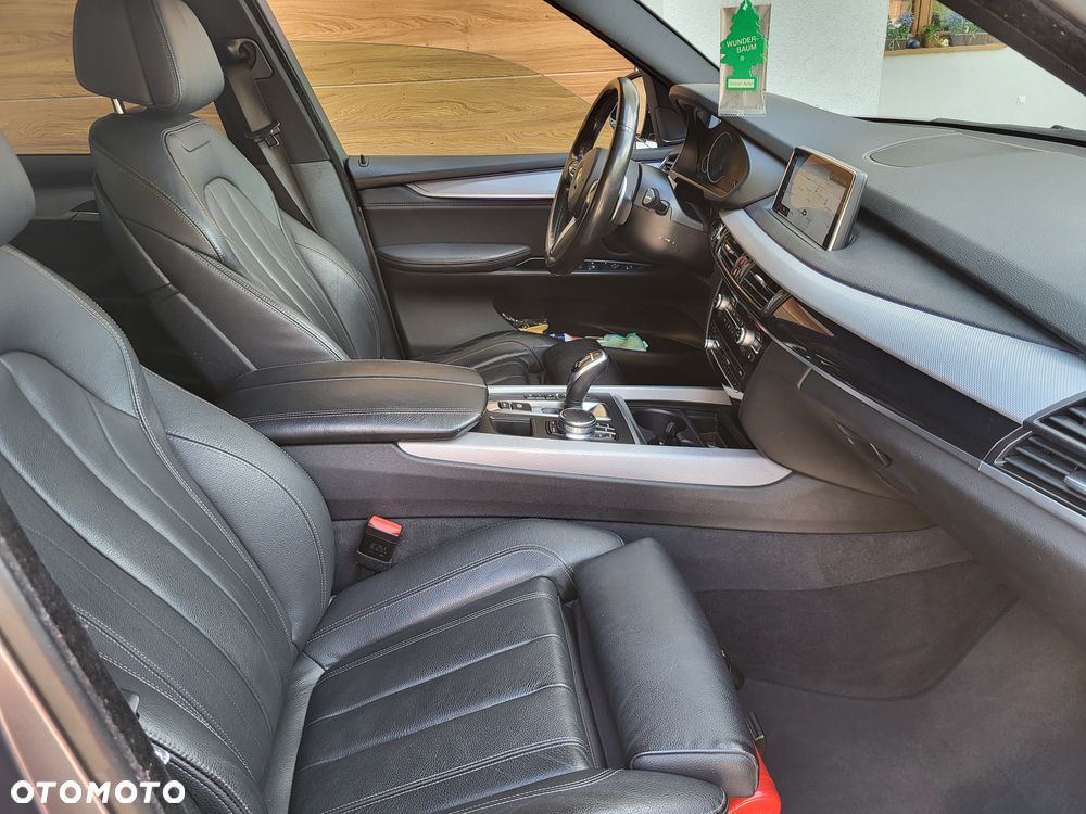 BMW X5 xDrive40d - 22
