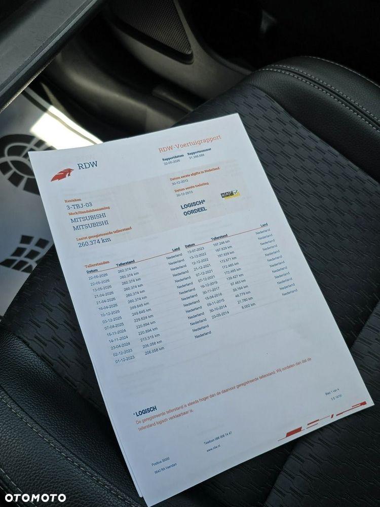 Mitsubishi Outlander - 33