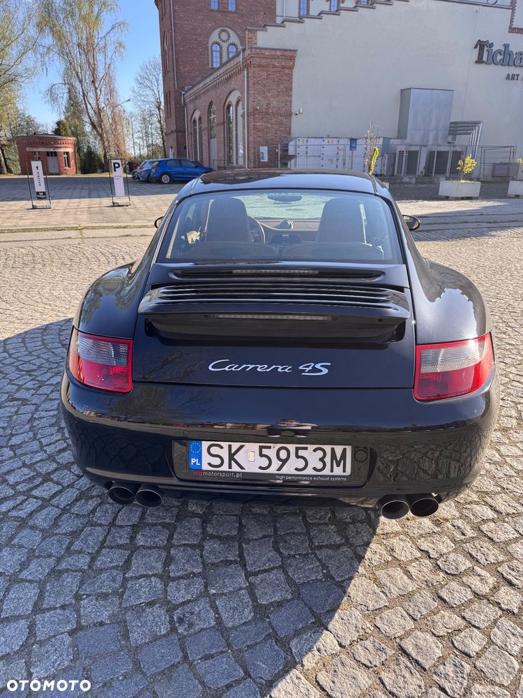Porsche 911 - 4