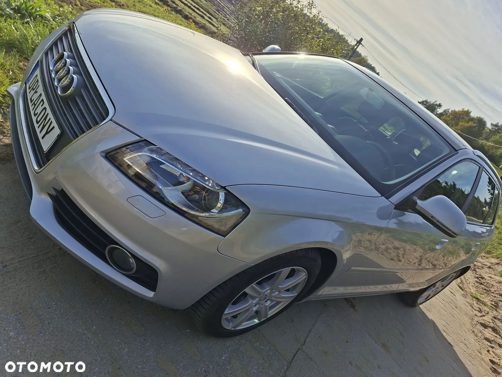 Audi A3 Sportback 1.6 TDI DPF S line Sportpaket - 31