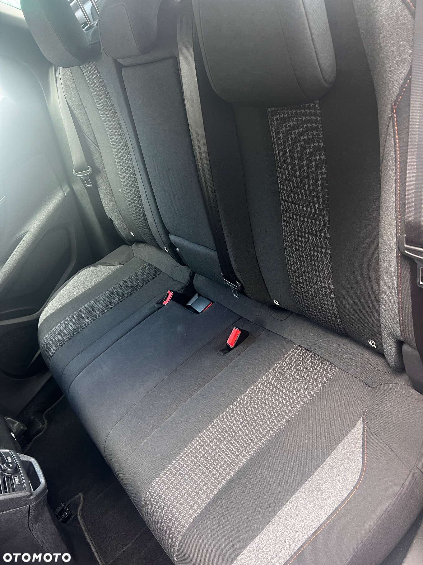 Peugeot 3008 1.5 BlueHDi Active Pack S&S EAT8 - 13